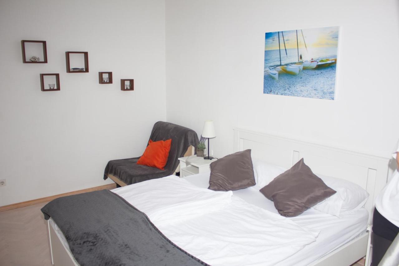 Apartments Lounger Crikvenica Esterno foto