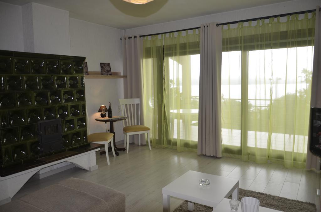 Apartments Lounger Crikvenica Esterno foto