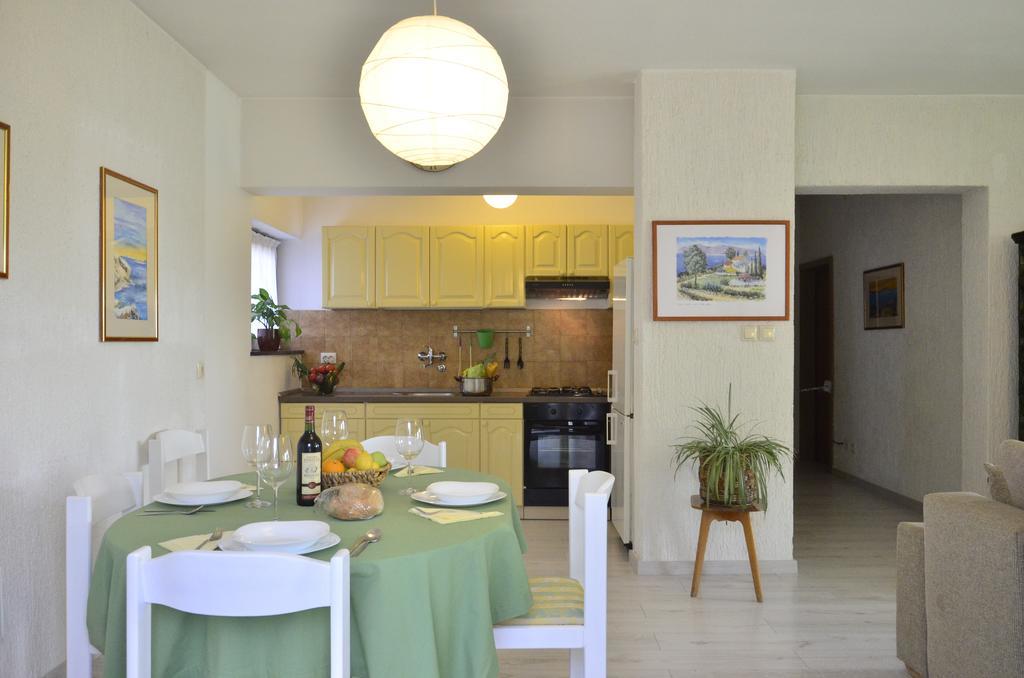Apartments Lounger Crikvenica Esterno foto