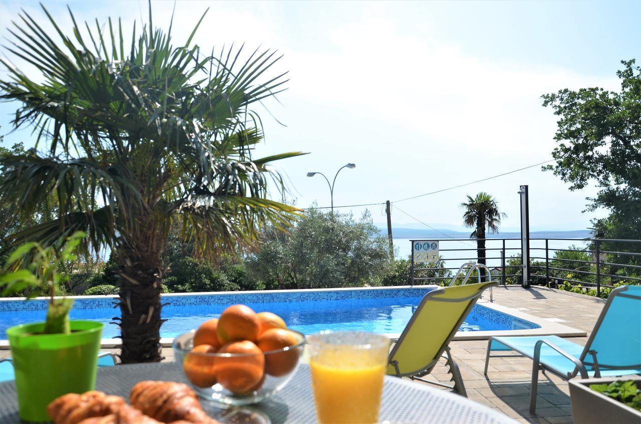 Apartments Lounger Crikvenica Esterno foto
