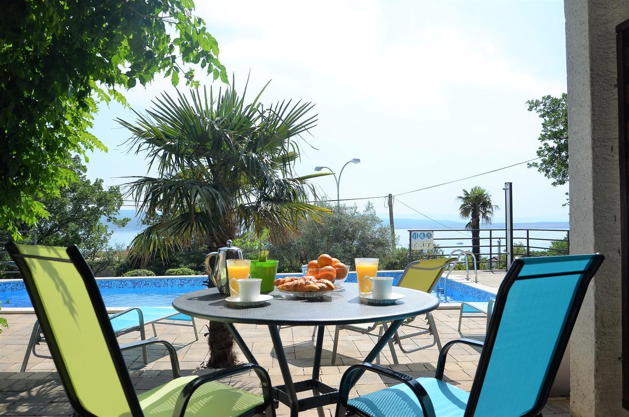 Apartments Lounger Crikvenica Esterno foto